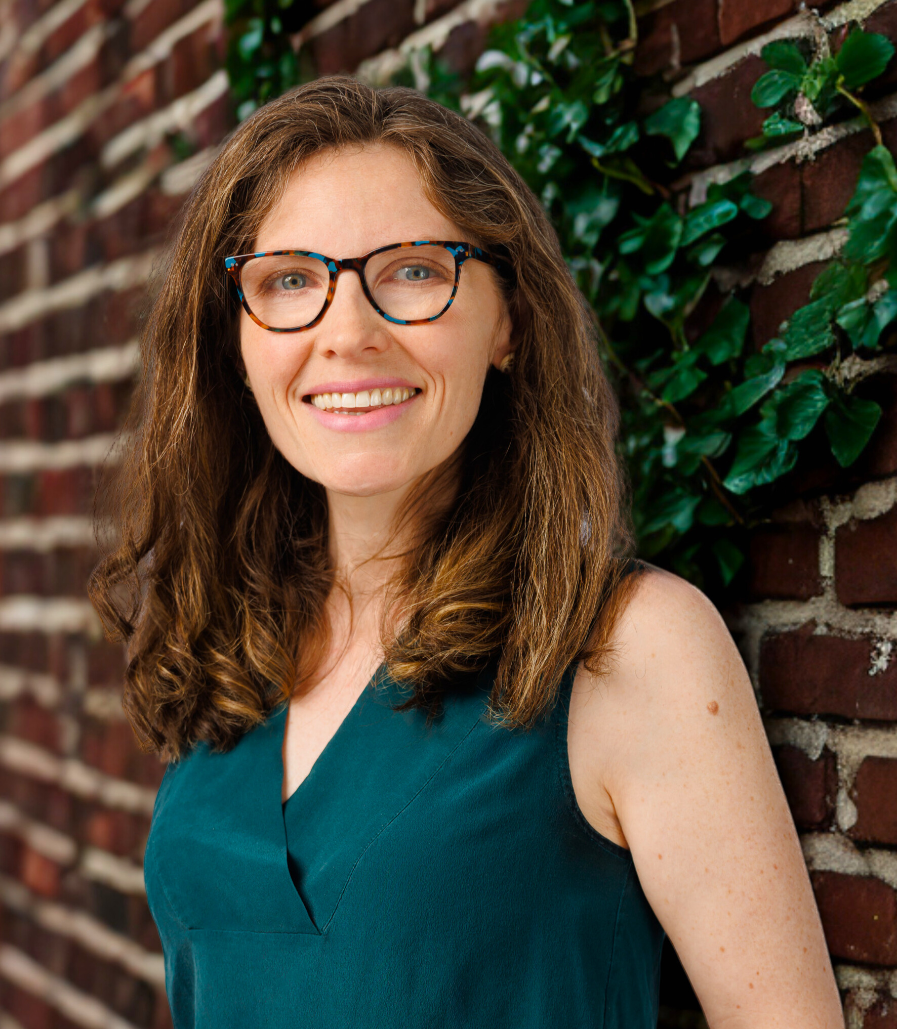 Headshot of Hillary Connolly.